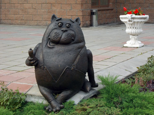 Monument to Cat Vasily - Unusual Moscow monuments | Moscowplaces.com