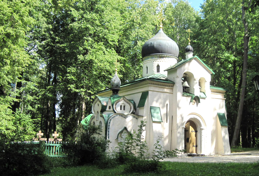 Church of the Savior in Abramtsevo - Day trips from Moscow - Sergiyev Posad - Moscowplaces.com
